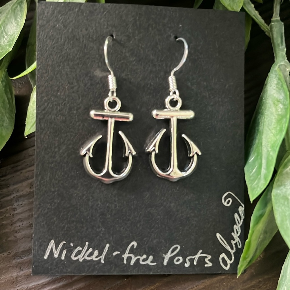 Handmade anchor earrings